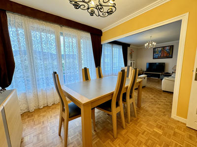 Appartement - 101 m² - 6 pièces