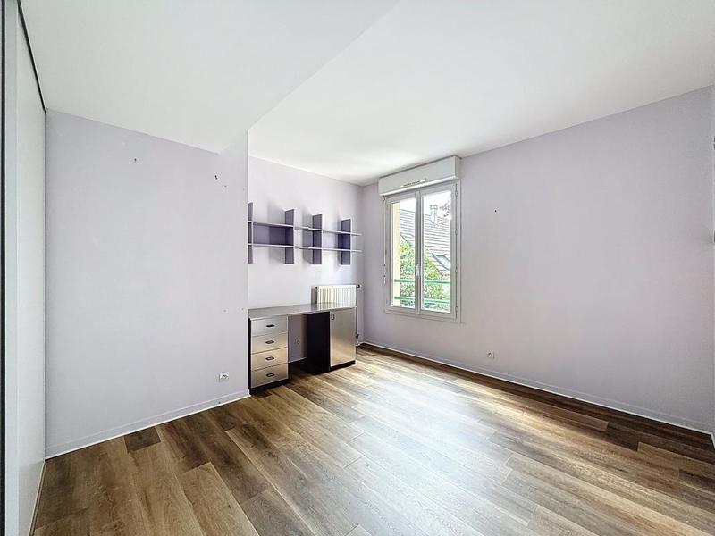 Maison - 163 m² - 8 pièces