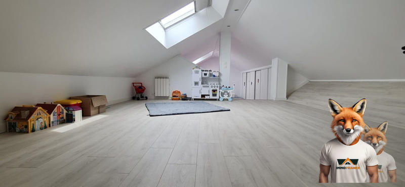 Loft - 218 m² - 6 pièces