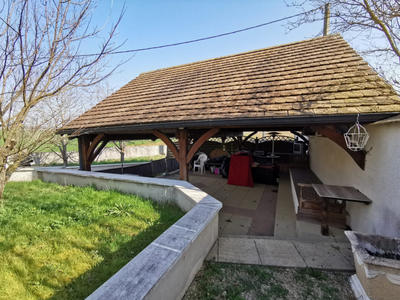 Maison - 350 m² - 7 pièces