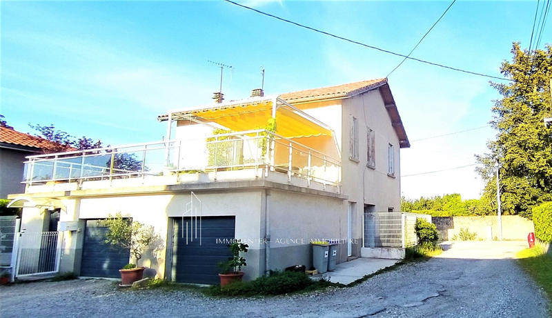 Maison - 110 m² - 4 pièces