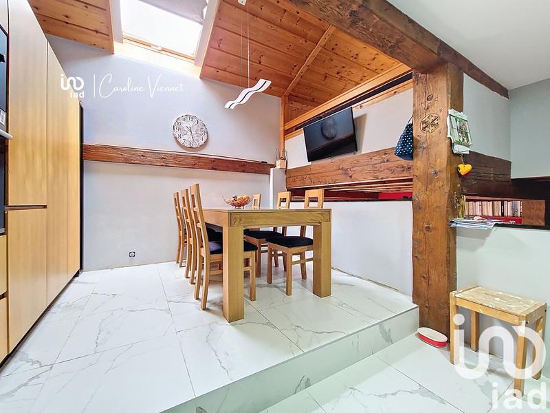 Maison de village - 181 m² - 7 pièces