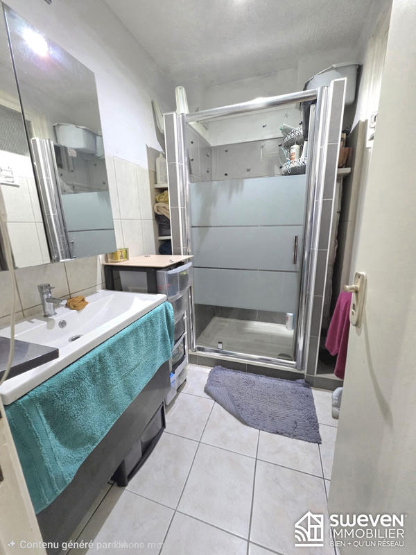 Appartement - 65 m² - 5 pièces