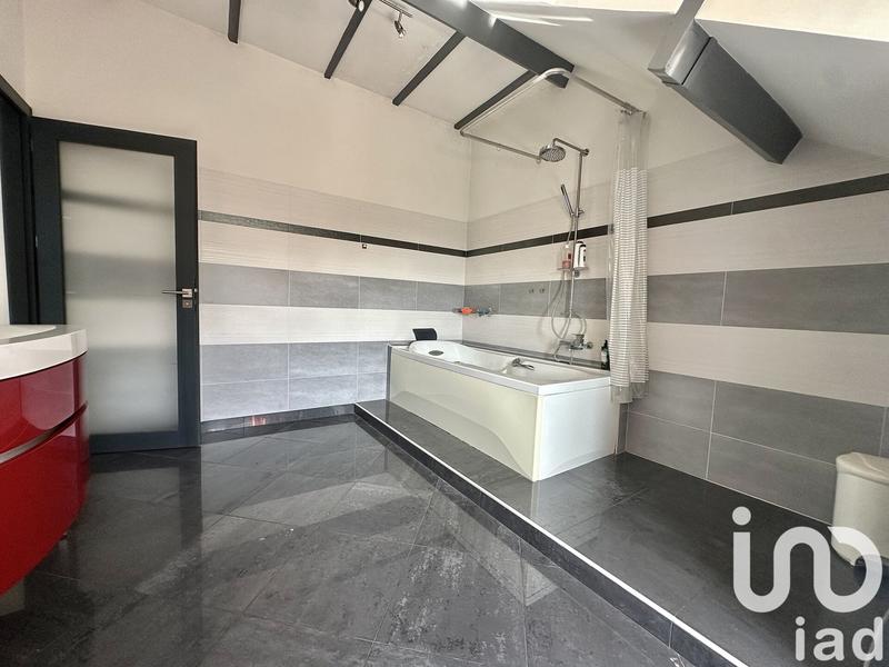 Maison - 146 m² - 5 pièces