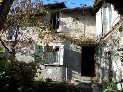 Maison - 88 m² - 4 pièces