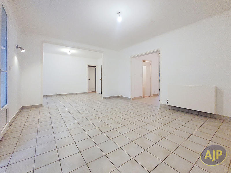 Appartement - 91 m² - 4 pièces