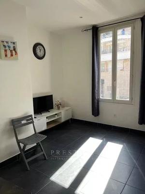 Appartement - 15 m² - 1 pièce