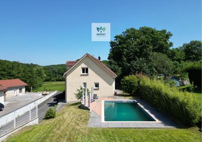 Maison - 160 m² - 6 pièces