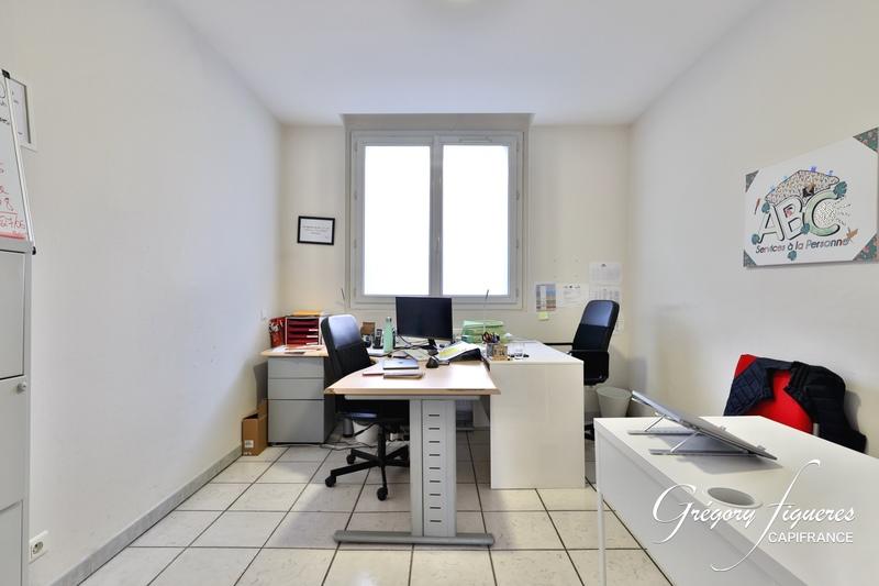 Maison - 143 m² - 8 pièces