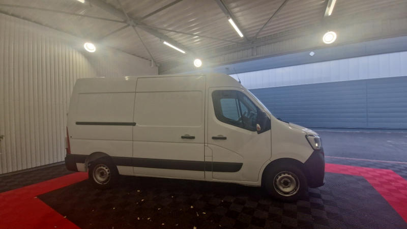 Renault Master trac f3300 l2h2 blue dci 135 confort