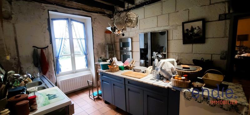 Maison - 294 m² - 12 pièces