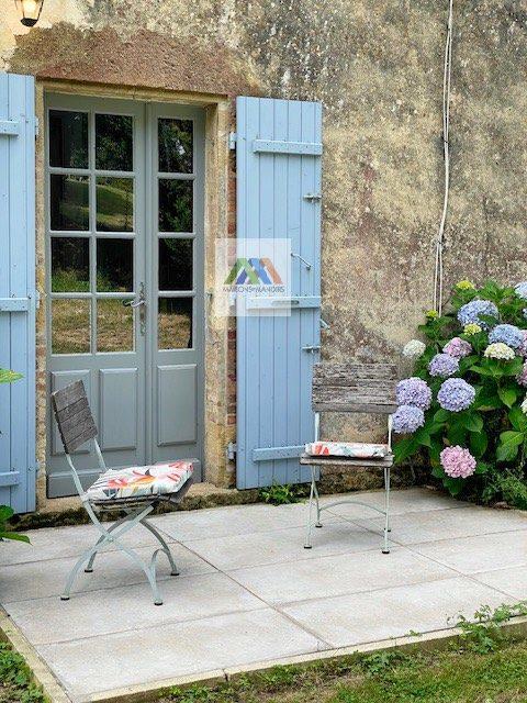 Maison - 283 m² - 8 pièces