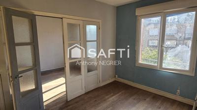 Appartement - 120 m² - 6 pièces