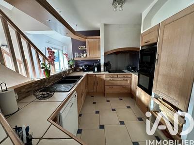 Maison - 168 m² - 7 pièces