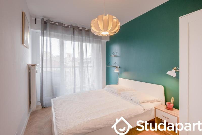 Chambre - 12 m² - 1 pièce