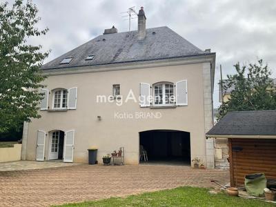 Maison - 175 m² - 6 pièces