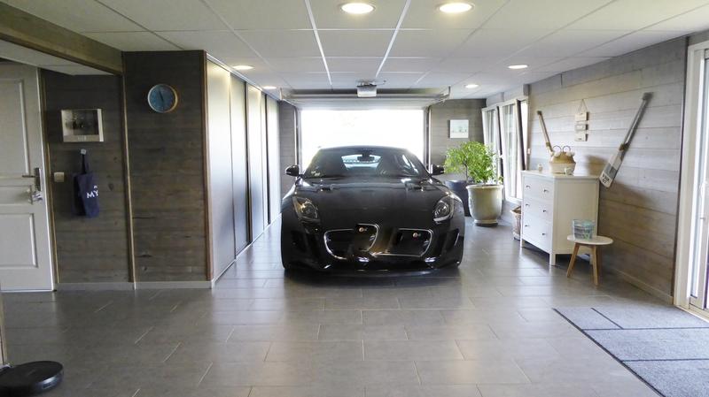 Maison - 220 m² - 7 pièces