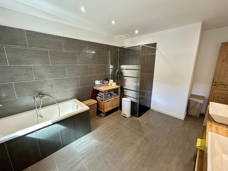 Maison - 161 m² - 4 pièces