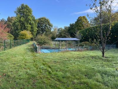 Terrain constructible - 1 672 m²