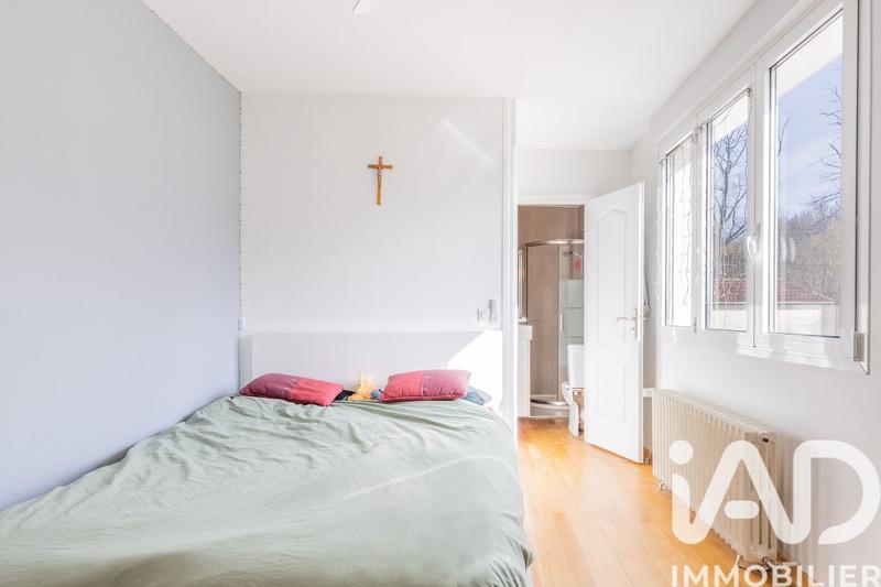 Maison - 104 m² - 6 pièces