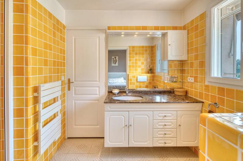 Villa - 221 m² - 5 pièces