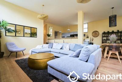 Chambre - 12 m² - 1 pièce