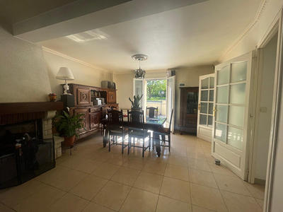 Maison - 138 m² - 5 pièces