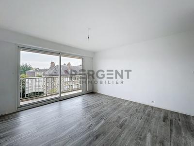 Appartement - 65 m² - 2 pièces