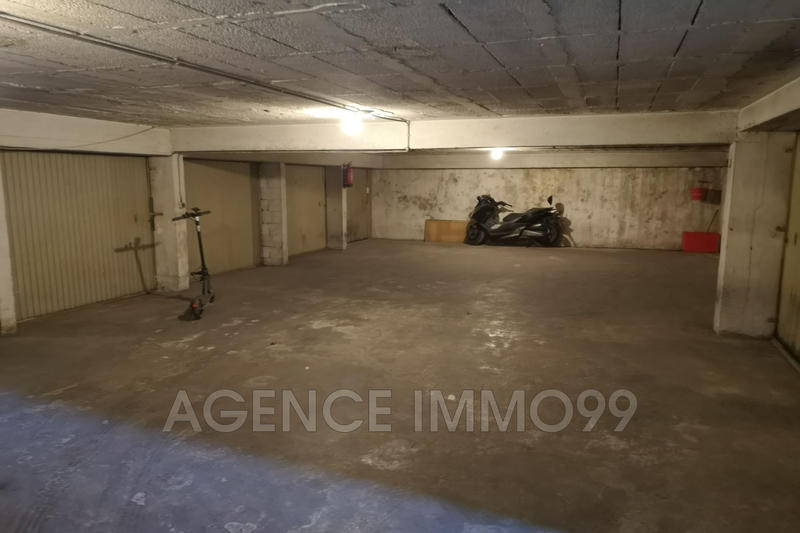 Parking / Garage - 14 m²