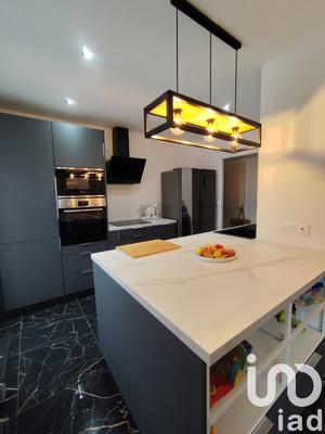 Maison - 83 m² - 4 pièces