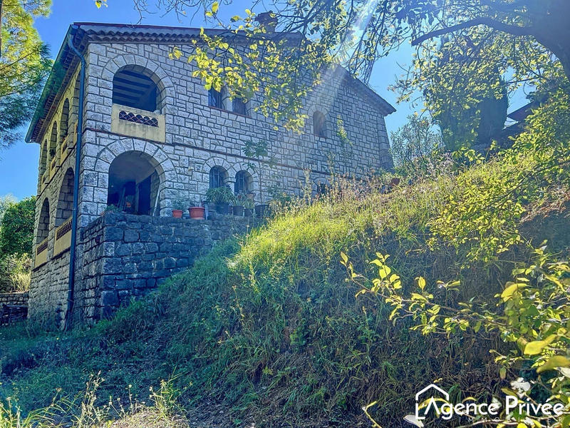 Maison - 114 m² - 4 pièces