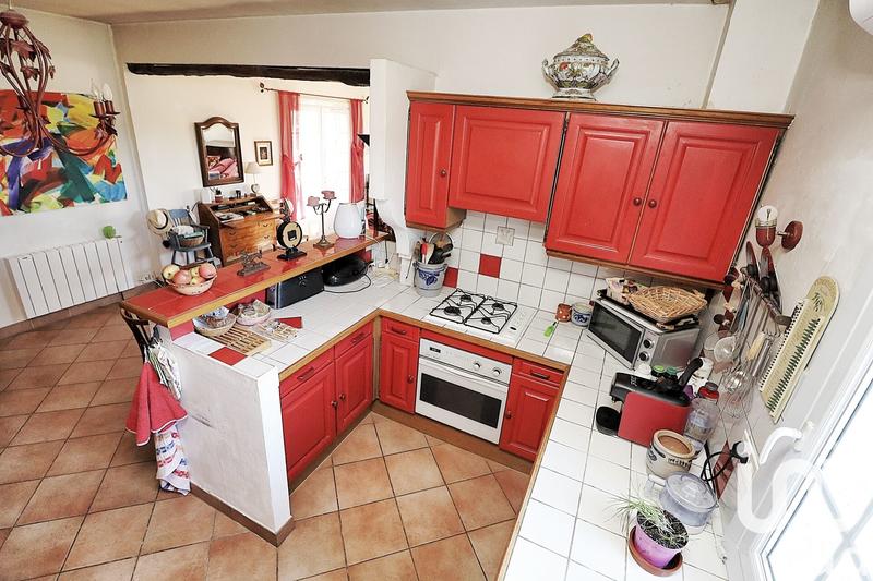 Maison - 241 m² - 10 pièces