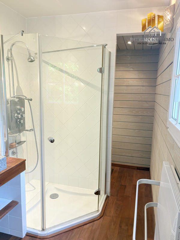 Maison - 148 m² - 7 pièces