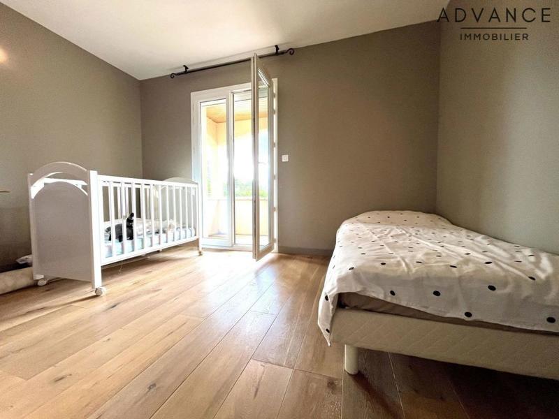 Maison - 172 m² - 6 pièces