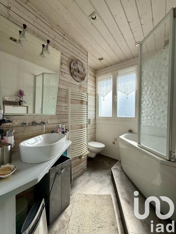 Maison - 123 m² - 6 pièces