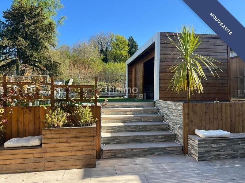 Maison - 160 m² - 6 pièces