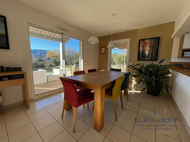 Maison - 136 m² - 6 pièces