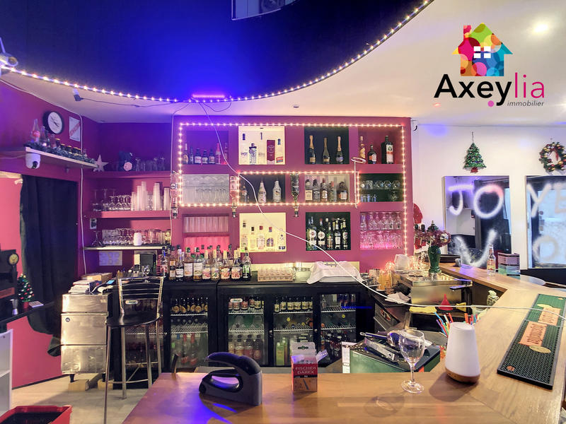 Fonds de commerce - Magasins - 123 m²