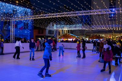 Noël Bleu -Village gourmand, patinoire écologique et manège