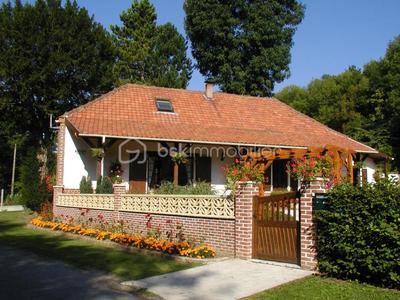 Maison - 92 m² - 7 pièces