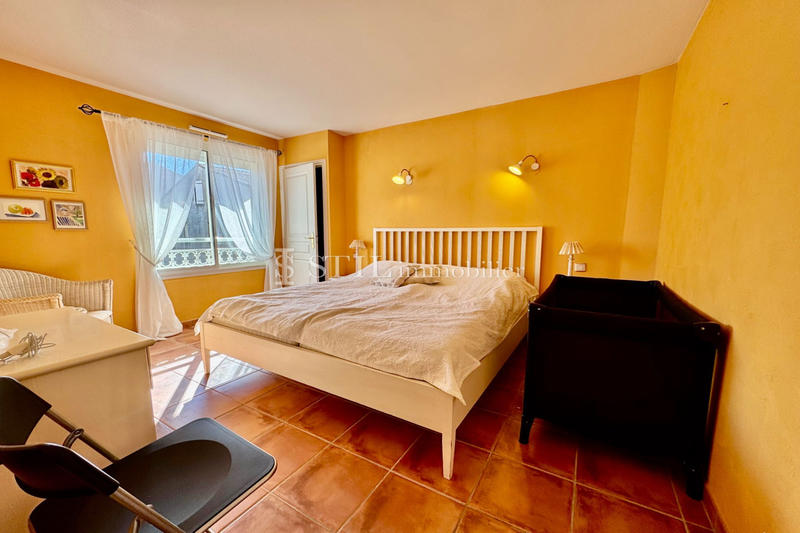 Appartement - 107 m² - 4 pièces