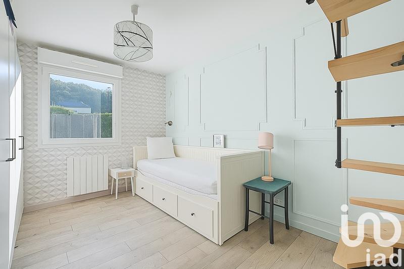 Maison - 155 m² - 8 pièces