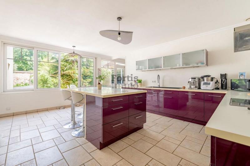 Corps de ferme - 414 m² - 14 pièces