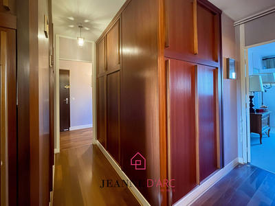 Appartement - 90 m² - 4 pièces