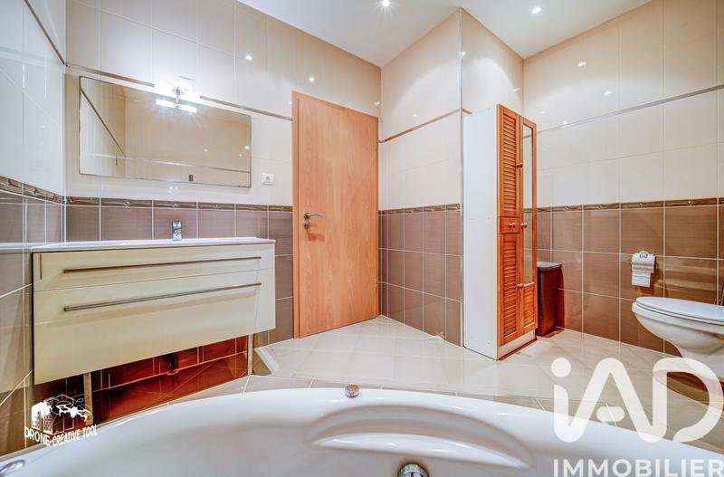 Maison - 149 m² - 6 pièces