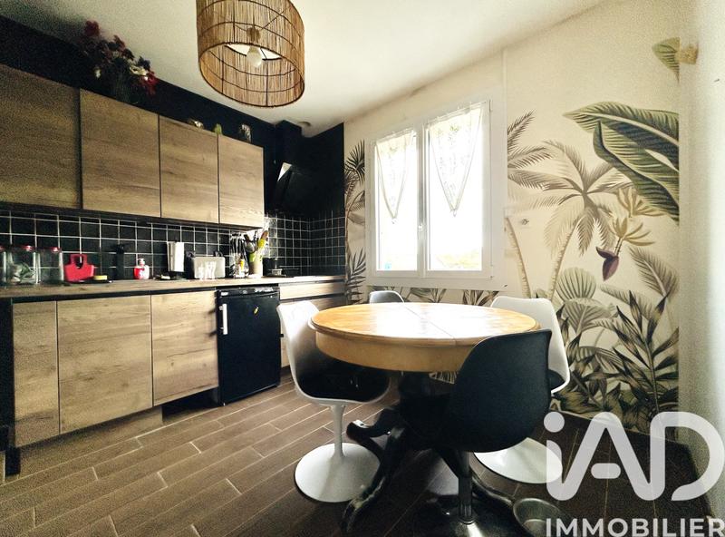 Maison - 80 m² - 4 pièces