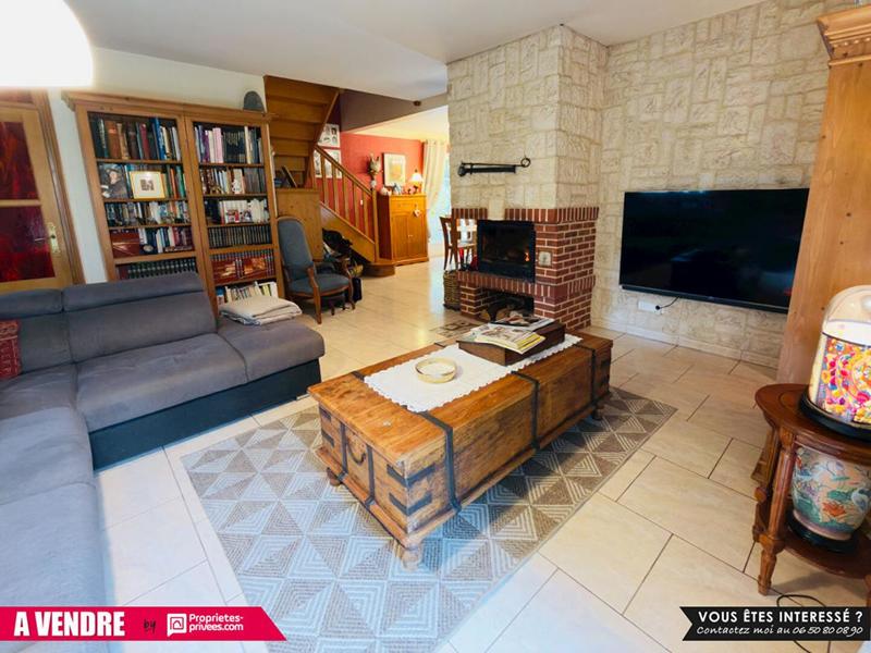 Maison - 230 m² - 8 pièces