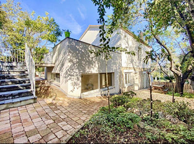 Villa - 140 m² - 5 pièces