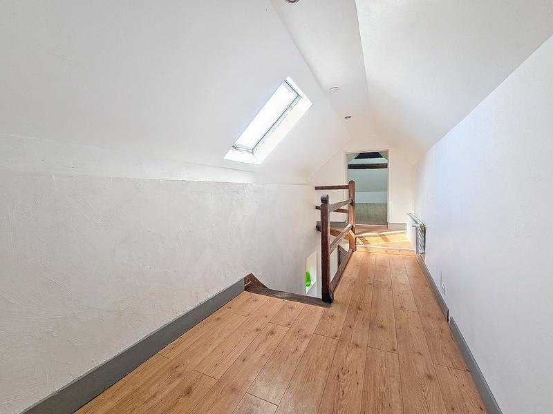 Appartement - 145 m² - 5 pièces