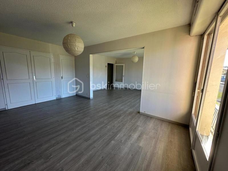 Appartement - 90 m² - 4 pièces